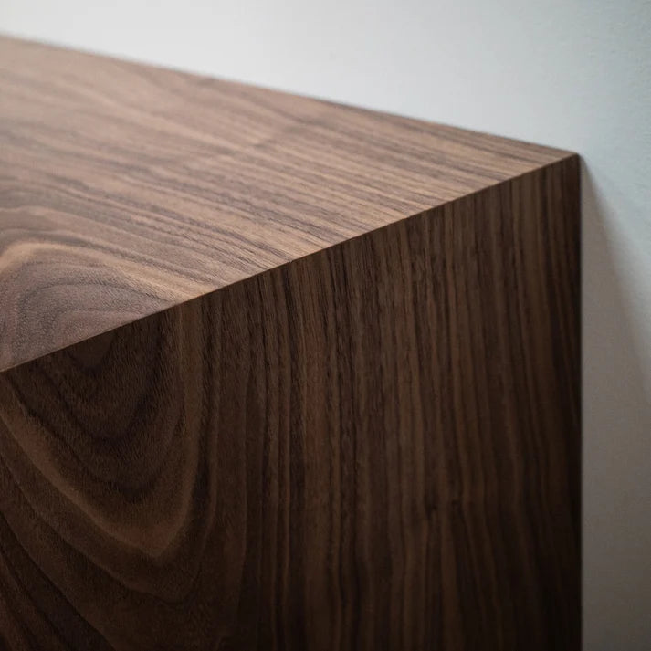 FS0630 | 220 - Walnut @ 2.4m