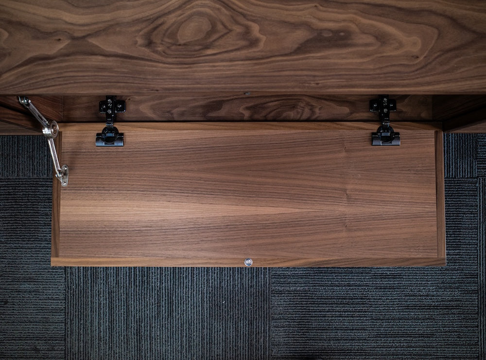 FS0630 | 220 - Walnut @ 2.4m