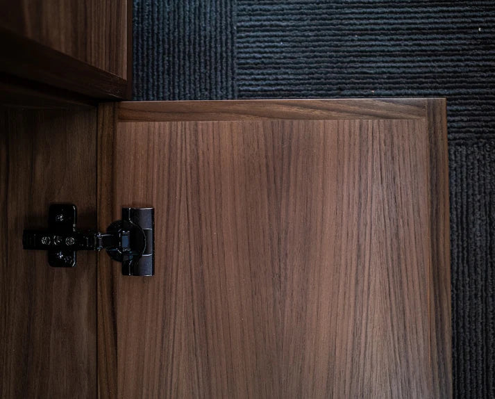 FS0630 | 220 - Walnut @ 2.4m